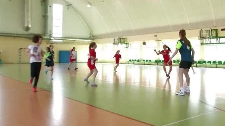 748_reczna_final.mp4