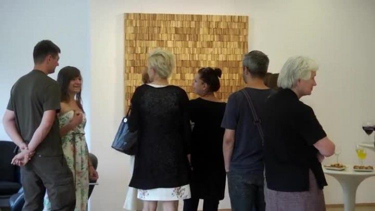 766_galeriaokno_wystawa_drzewo.mp4