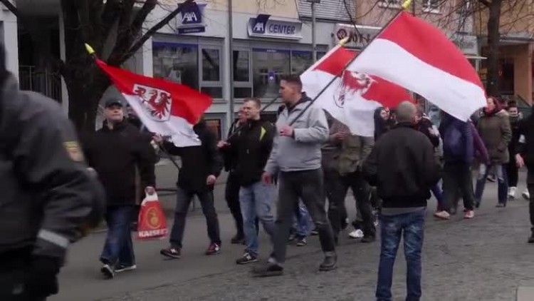 787_demonstracja_most.mp4