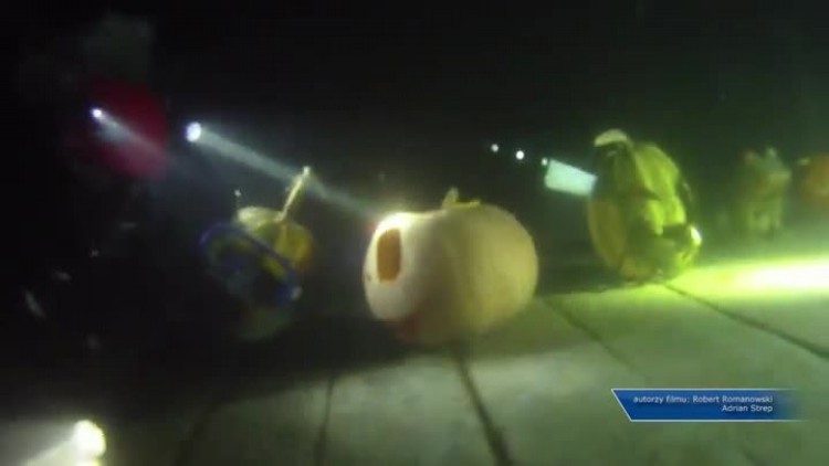 803_nurkowie_halloween.mp4