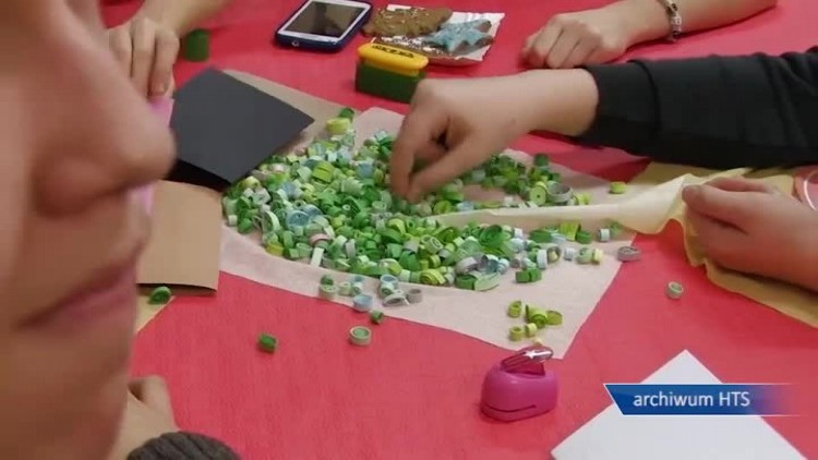 812d_samrzad_kalendarz_adwentowysd.mp4