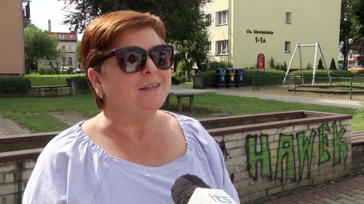 886_nowe_kosze_smieci.mp4