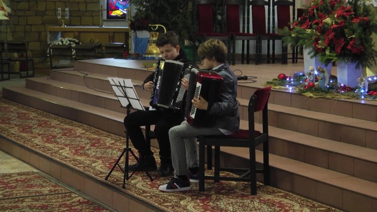 924_kosciol_archi.mp4