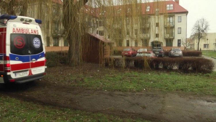 929_wosp_walczak_karetka.mp4