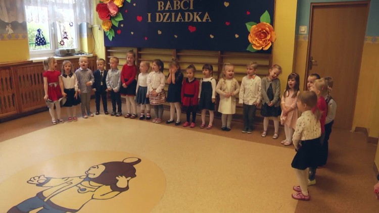 931_dzien_babci_i_dziadka_mis_uszatek.mp4