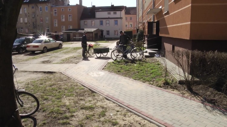 953_slowianskie_chodnik.mp4