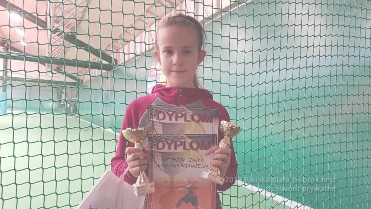 957d_tenisistka_dominika_podhajecka.mp4