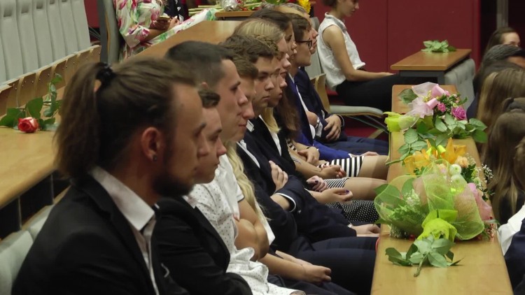 975_gimnajum1_zakonczenie.mp4