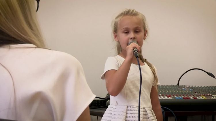 998_przesluchani_smok.mp4