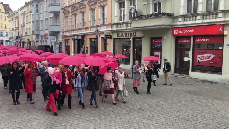 1014c_region_pazdziernik.mp4