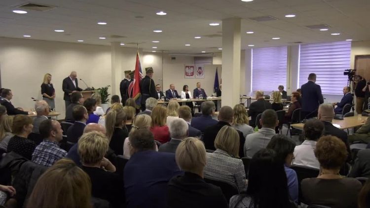 1020d_isesja_gmina.mp4