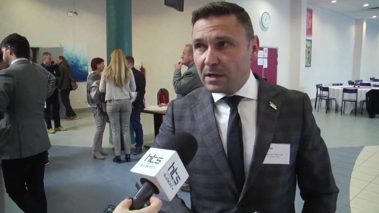 1023_pol-de_forum.mp4