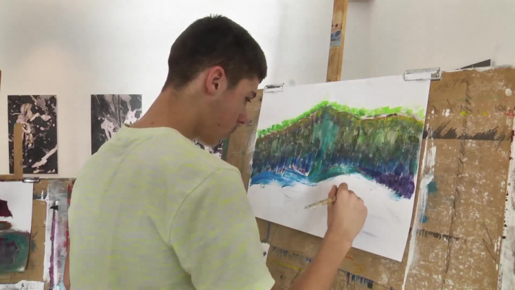 1034_okno_ferie_123bcu9a8hyko_.mp4