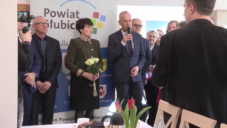 seniorzy_otwarcie.mp4