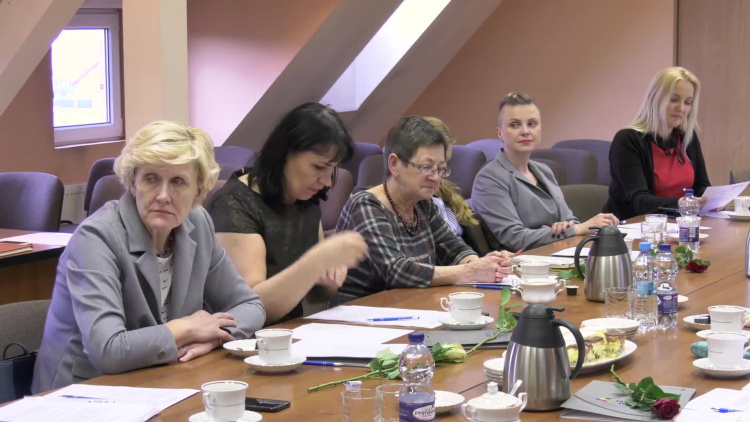 1050_03_rada_kobiet.mp4