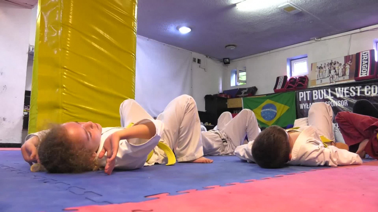 1075_08_wt_street_fighters_hd.mp4