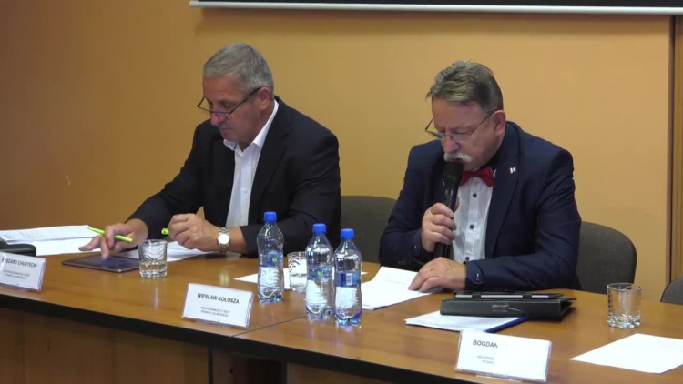 1089a_12_nadzwyczajna_sesja_powiatu_slubickiego.mp4