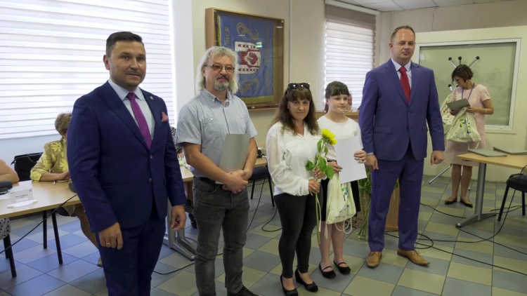 1096_07_stypendia_poprawka.mp4