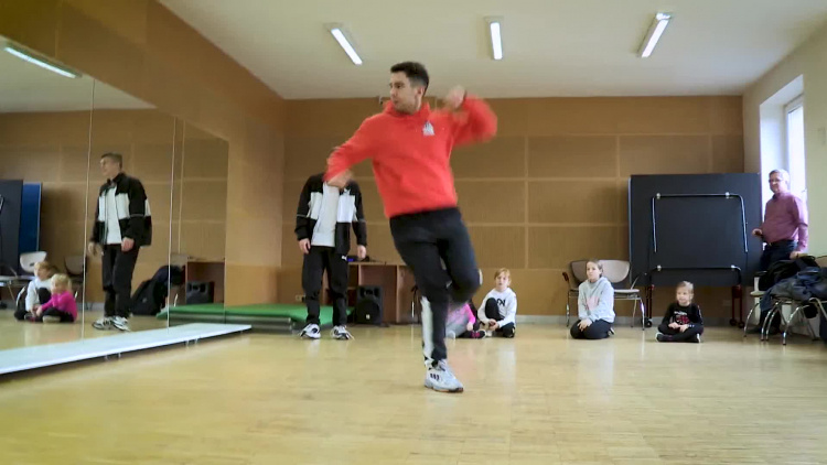 1123_02_pn_dance_news.mp4