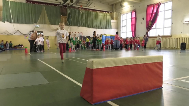 1026_sosir_mikolajki_na_sportowo.mp4