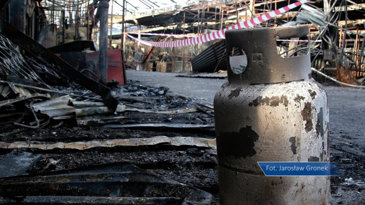 1136_bazar_pozar_wspomnienie.mp4