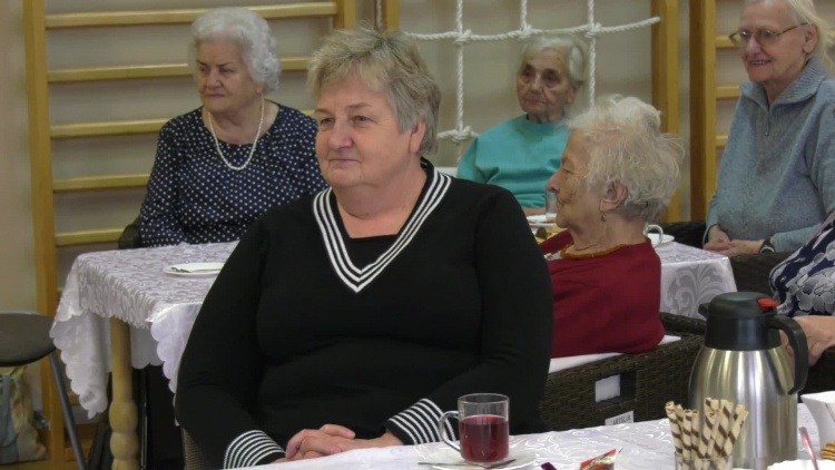 1138_08_seniorzy_pinokio_przedstawienie.mp4