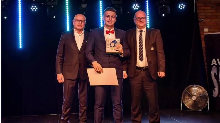 1140_02_pn_bramkarz.mp4