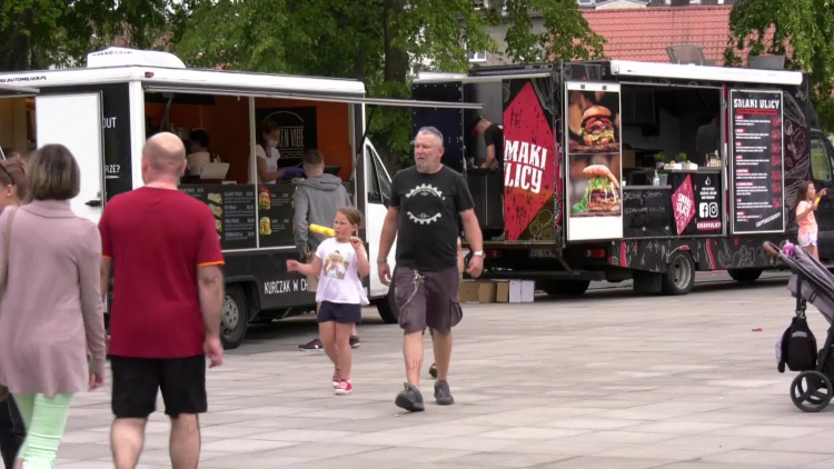 1190_01_pn_foodtrack.mp4