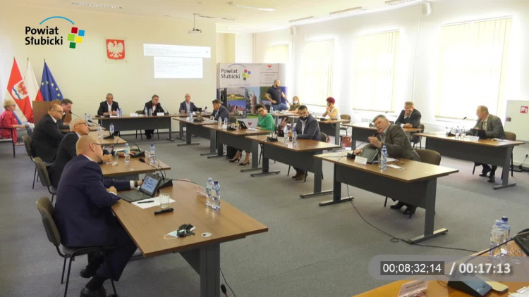 21_sesja_powiatu.mp4