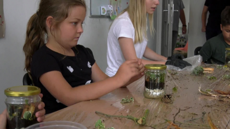 1200_07_czw_po_prostu_polkolonie.mp4