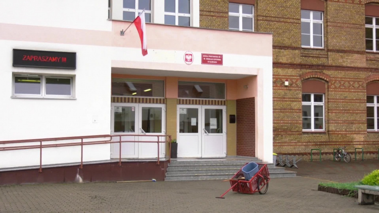 1202_04_sr_powrot_do_szkoly.mp4