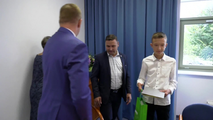 1215b_wiadomosci_samorzadowe_9_10_2020.mp4