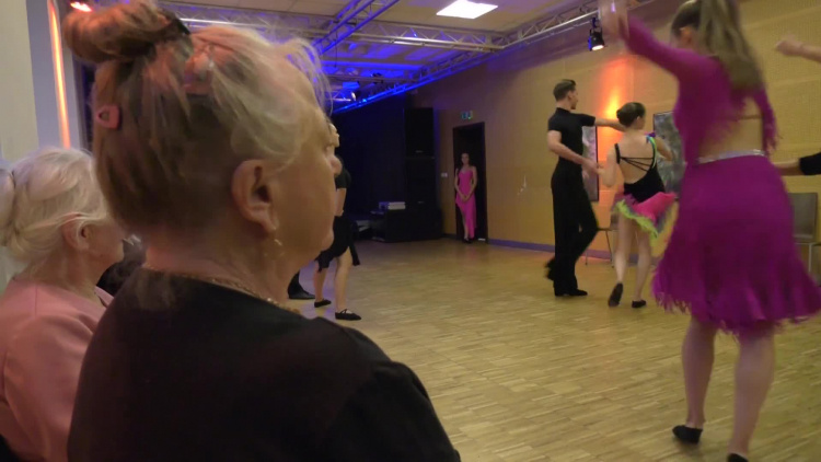 1216_06_czw_seniorzy_zywioly.mp4