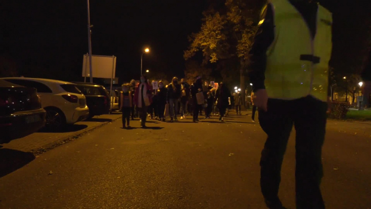 1220_02_wt_kobiety_protest_26_10.mp4