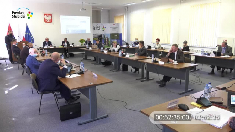 1274c-28-sesja-rady-powiatu.mp4