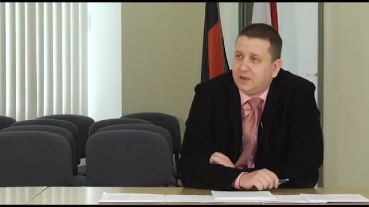 448b_rewolucja_smieciowa2_1.mp4