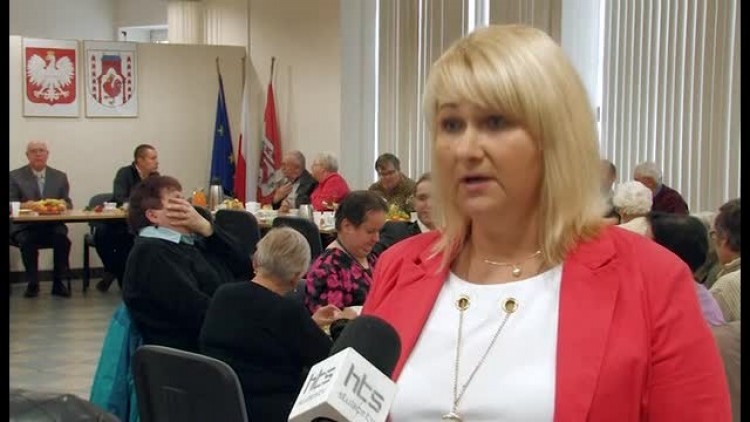 media-699_biala_laska